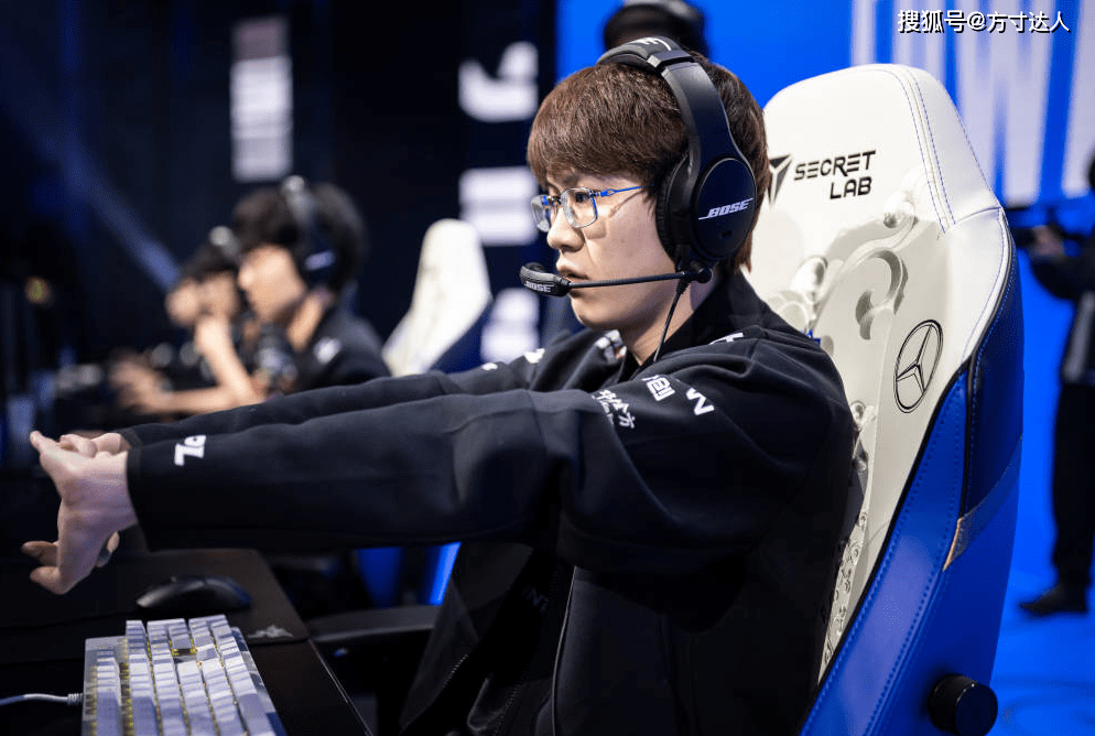 九游体育-Scout在法国队比赛中出色发挥，出色发挥引发热议！热度持续攀升-九游体育