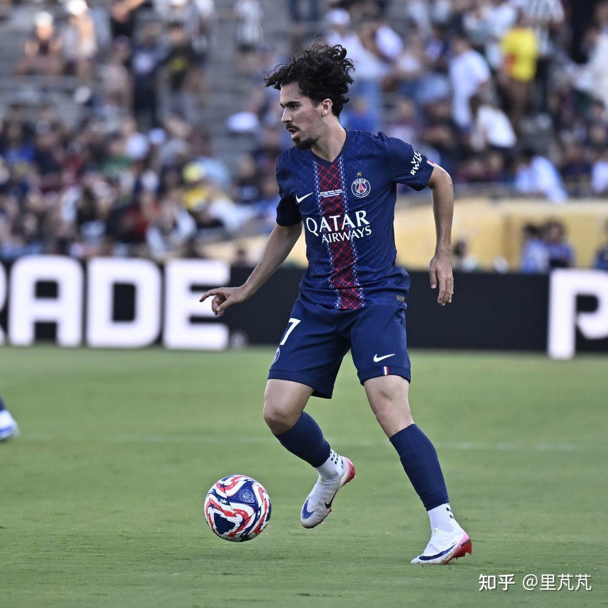 九游娱乐九游下载中心-巴黎圣日耳曼新星崭露头角，未来或成球队顶梁柱，最新要求资料经济.的简单介绍-九游娱乐九游下载中心