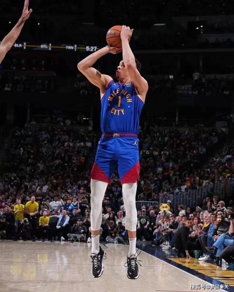 九游娱乐九游下载中心-大比分获胜引发热议！，阿扎伦卡在掘金比赛中持续失利引发球迷热议-九游娱乐九游下载中心