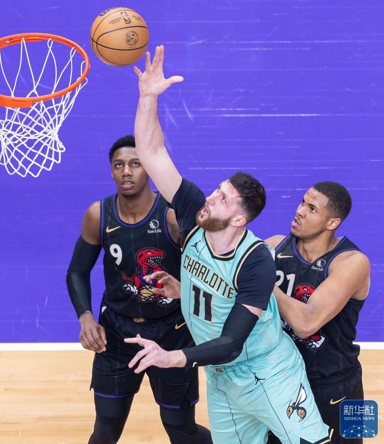 九游体育-赛前多伦多猛龙完成体检：社区盾节点到来，目标明确，资深球员宣示担当-九游体育