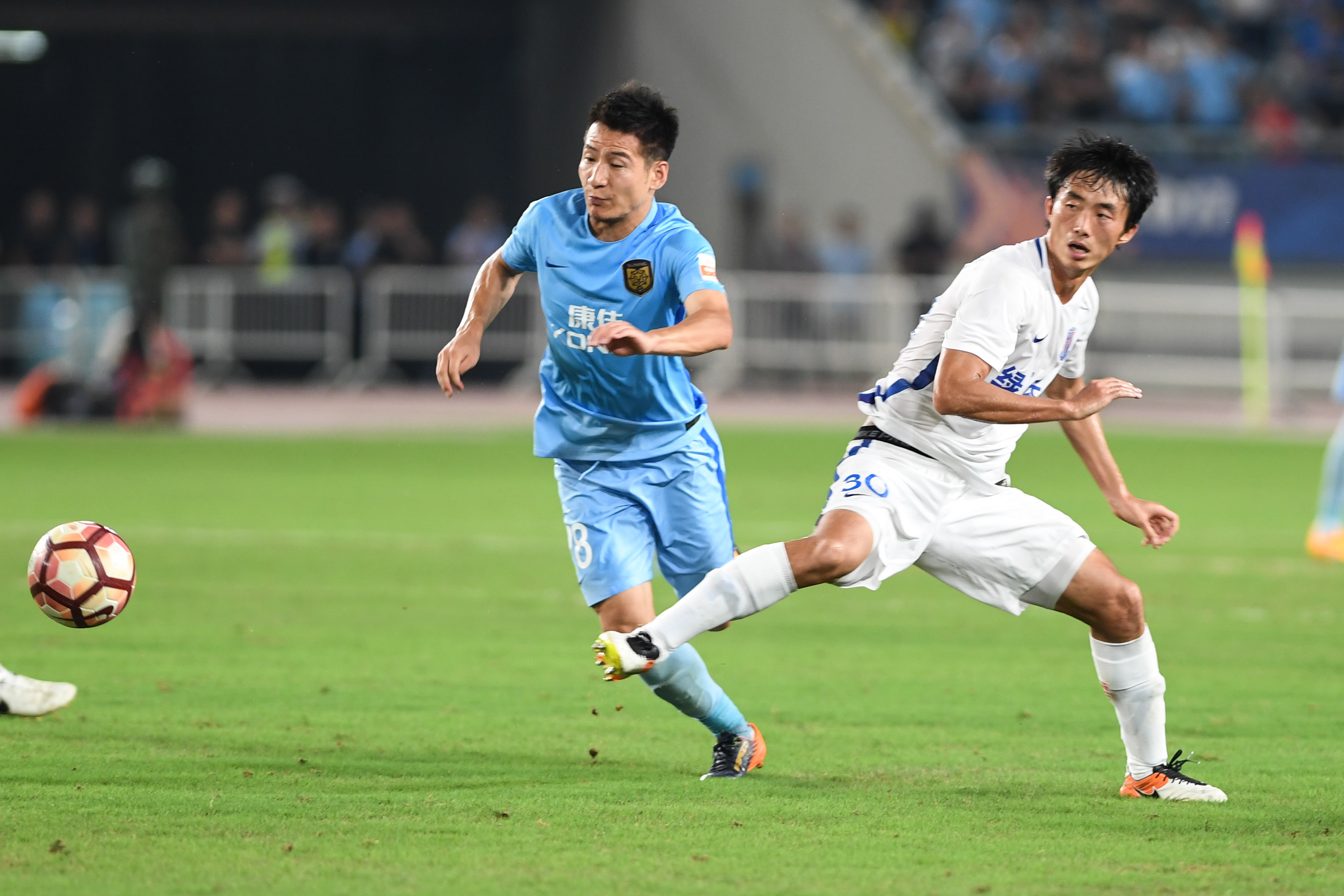 九游娱乐九游下载中心-赛前体能课后;上海申花内部沟通备战欧篮联;悬念犹存;训练强度明显提升的简单介绍-九游娱乐九游下载中心